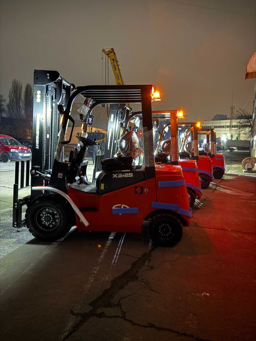 Новий Li-Ion вилковий навантажувач 2.5т/3.6м, кліренс 15см, 80V/280Ah