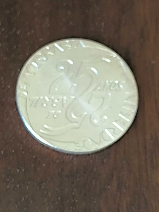 1999 - Moeda comemorativa 1000 escudos "25 de Abril - 25 anos"