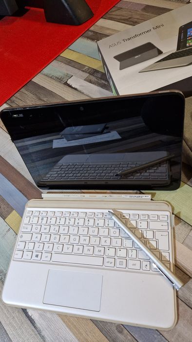 ASUS Transformer H103H