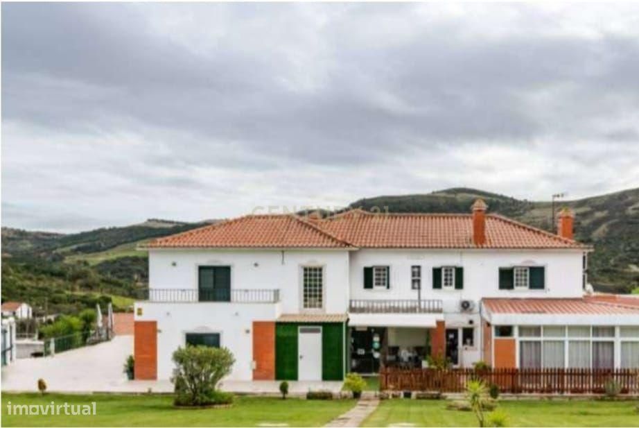 Excelente Oportunidade de Investimento – Moradia transformada em Lar d