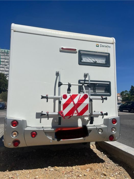 Autocaravana Challenger Genesis 43 de 6 lugares