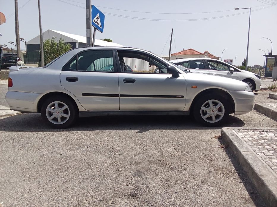 Mitsubishi Carisma 97