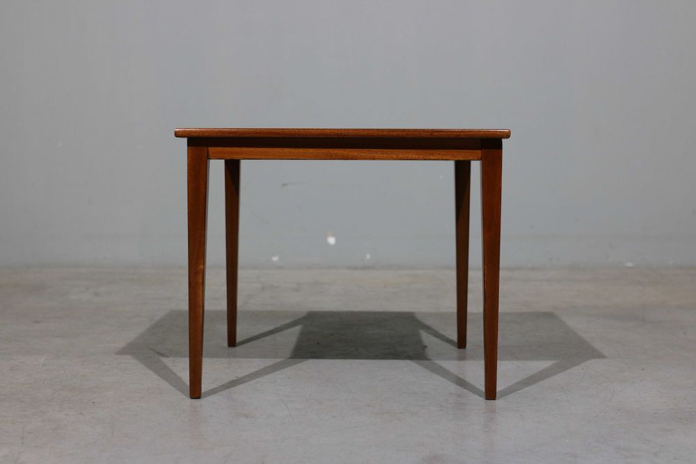 Mesa de apoio em mogno | Danish Design