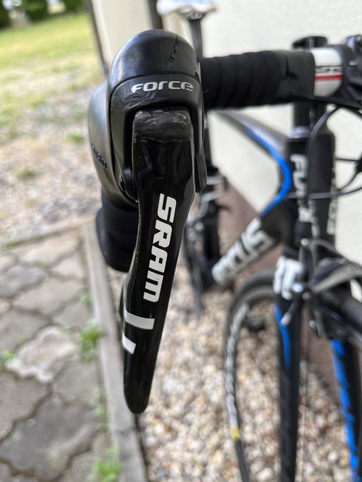 Rower szosowy Focus Izalco Team