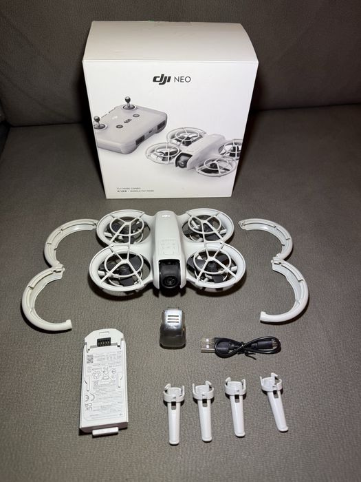 DJI Neo + Extras64739481226242123