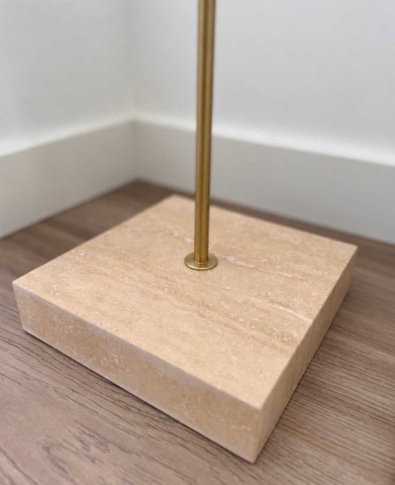 Candeeiro de pé Ikea NOVO