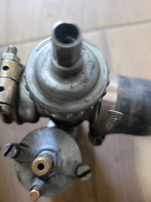 Gażnik wsk 125 nie delorto