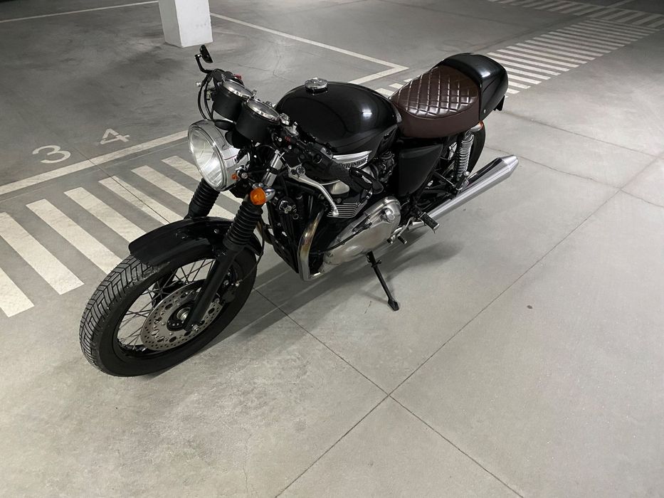 Triumph Thruxton