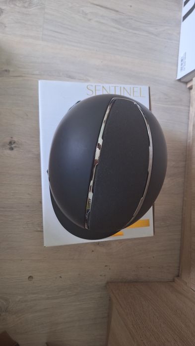 Kask jeździecki horze