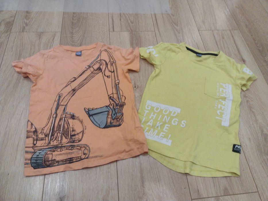 T-shirt z krótkim rękawem 122