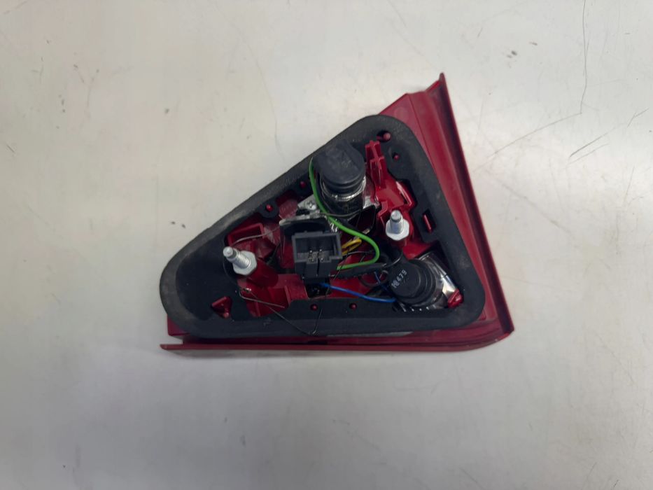 Audi A5 8T Sportback Lampa Lewy TYŁ W Klapę LED 8T0945093A