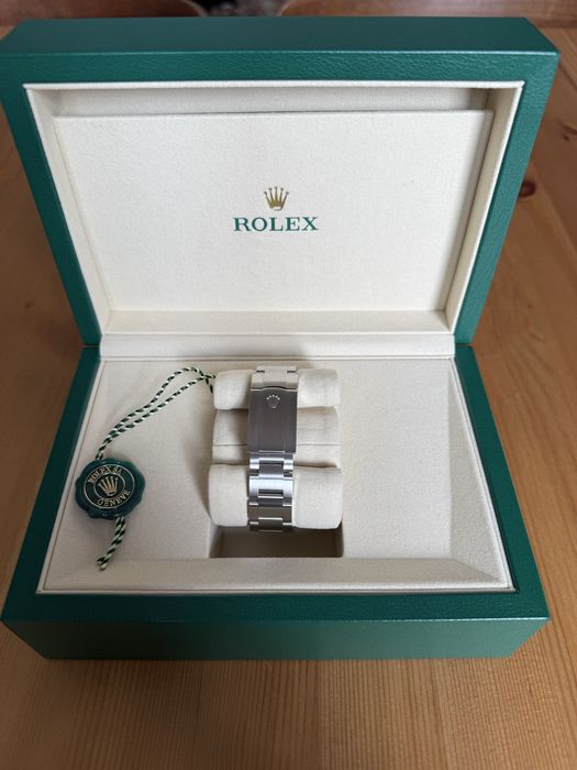 Rolex Oyster Perpetual 36 Lavender Dial 126000 - 2025