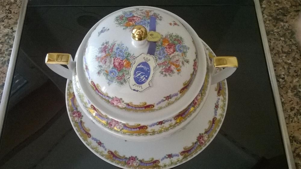 Limoges - Terrina com prato anos 9064750855199618121