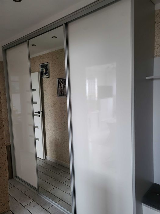 3 POKOJE Centrum Polic