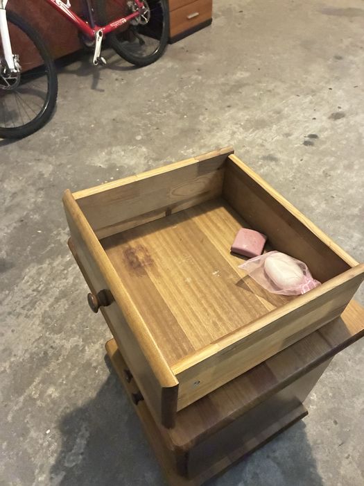 Mesa de cabeceira