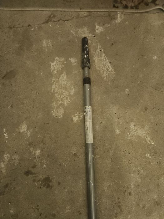 Kij teleskopowy malarski