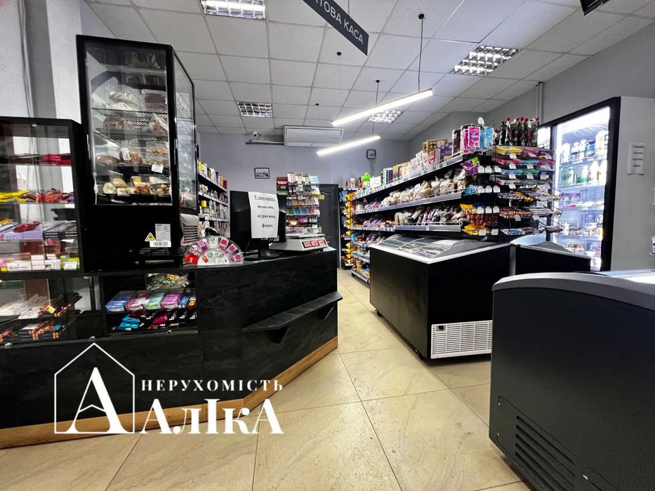 Продам фасадне приміщення