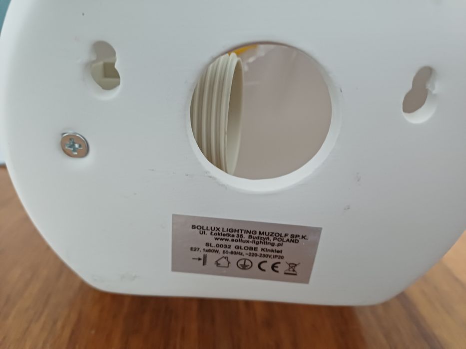 Kinkiet ścienny ceramiczny