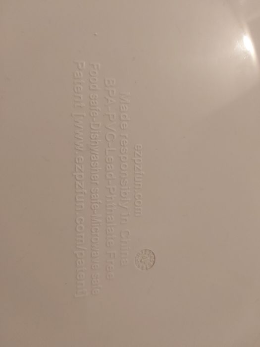 Ezpz szary silikonowy talerzyk BLW