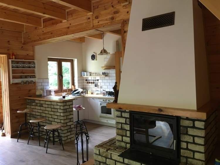 Dom nad jeziorem kiełpińskim LAS balia łódka