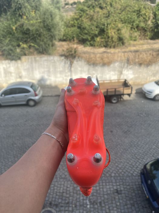 Chuteiras Adidas X16