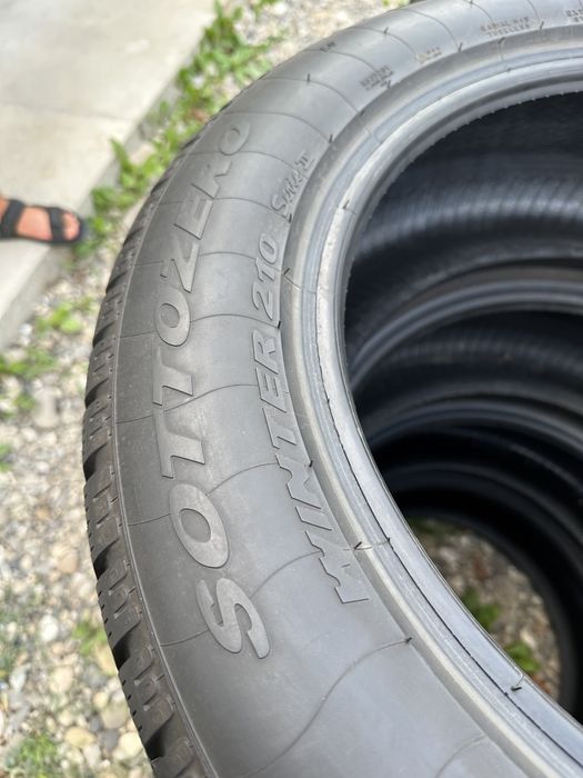 235/55/18 Pirelli Sottozero Winter 210