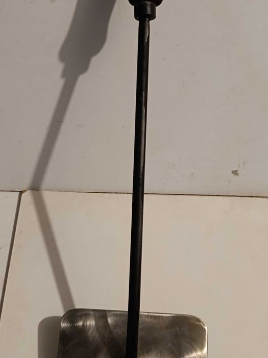 Ferro para torrar o leite creme