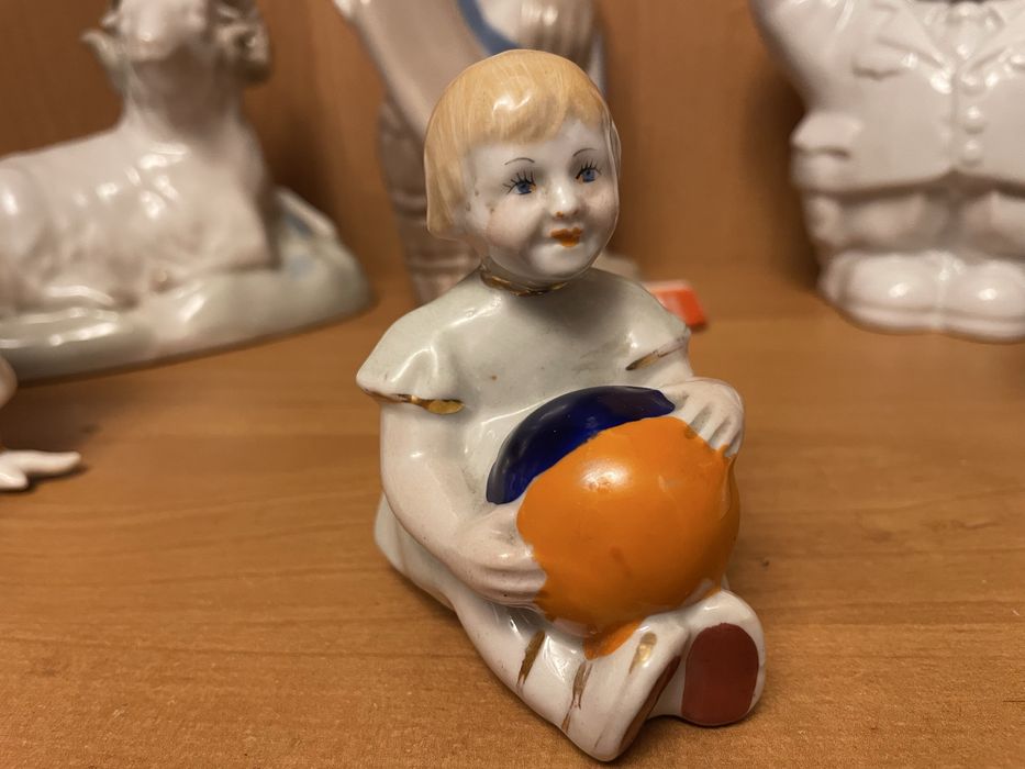 Статуэтки советских времен