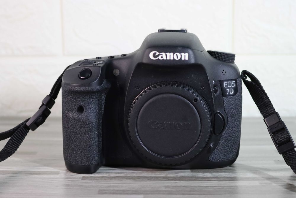 Aparat Canon EOS 7D Body