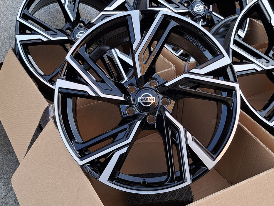 Alufelgi 17 NOWE 5x114 NISSAN Juke Qashqai Pulsar Leaf Primera RS5