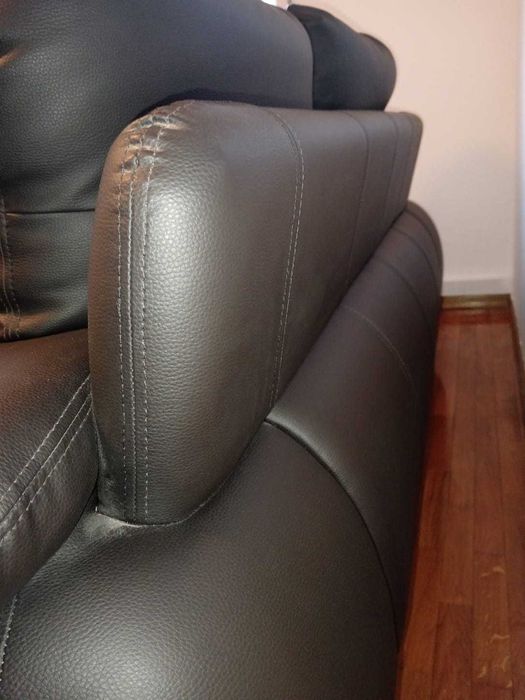 Sofá Pele Preto 2 + 2 Lugares Impecável, Como Novo, Pouco Usado 180cm