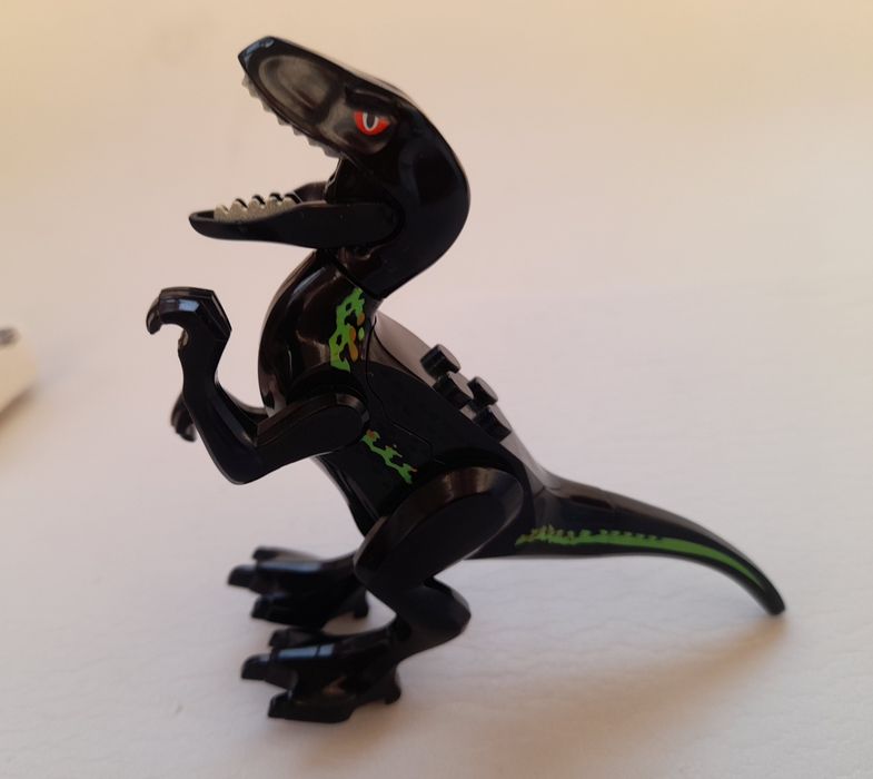 Фигурки динозавров лего Jurassic World.