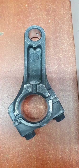 Korbowód Kohler XT675 nowy