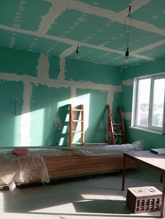 Продаж будинку в селі Бзів