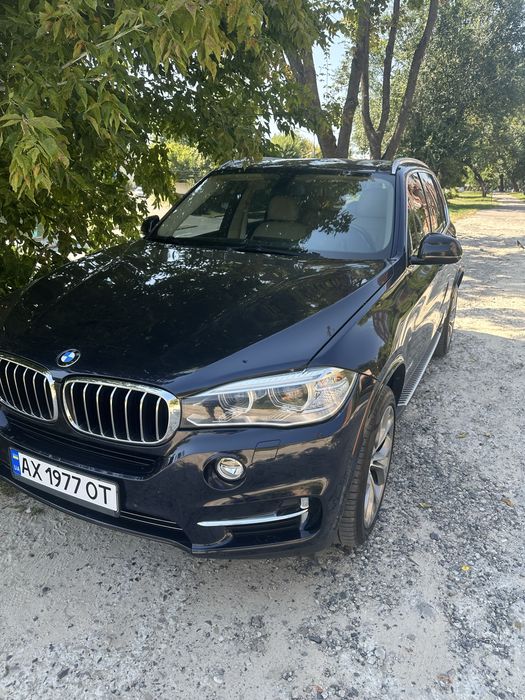 автомобиль BMW F 15 2015