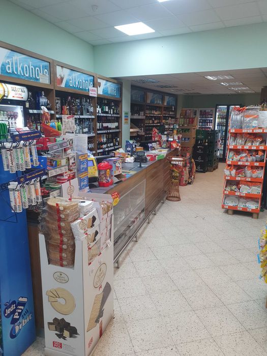 oddam sklep spożywczy za wartość wyposażenia