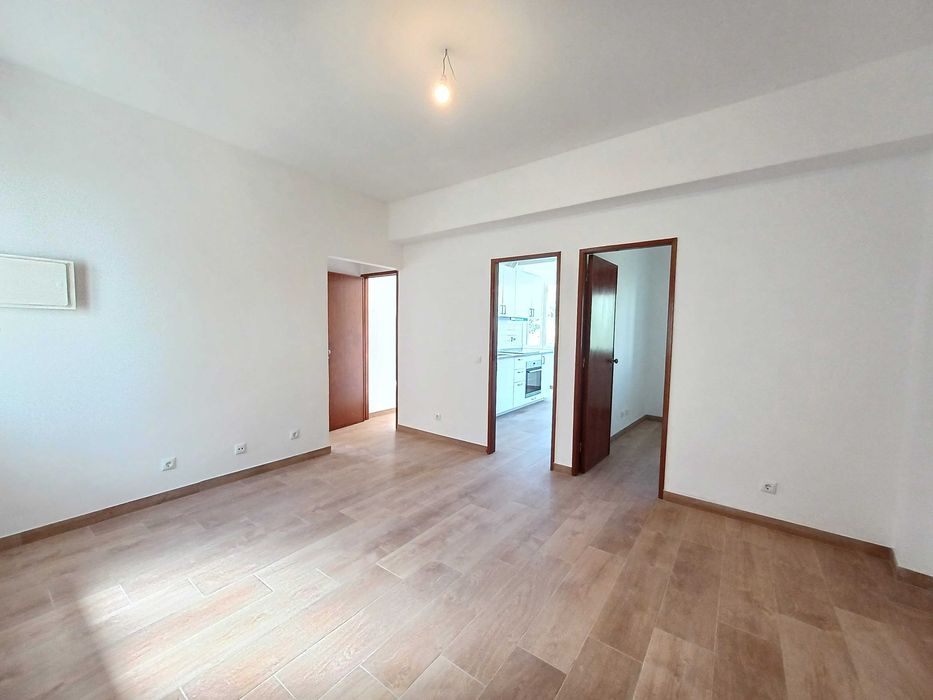 Apartamento T3 - Mira de Aire - Arrenda
