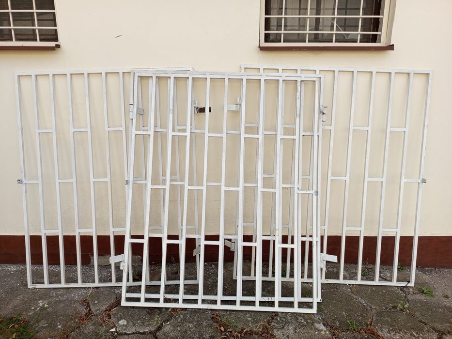 Krata stalowa na okno, okienna