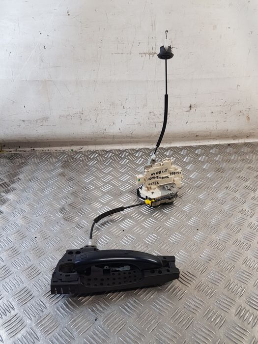 Zamek Drzwi Lewy Tył 8Pin Mocowanie Klamki Klamka Audi A4 B8