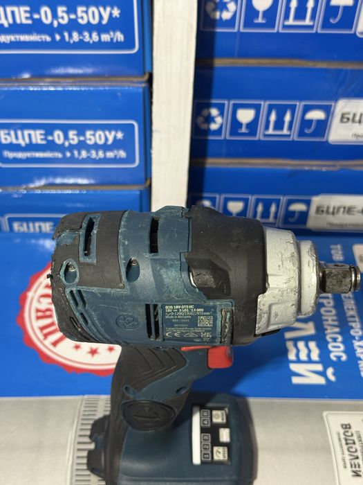 Гайковерт ударний Bosch GDS 18V-330 HC Professional