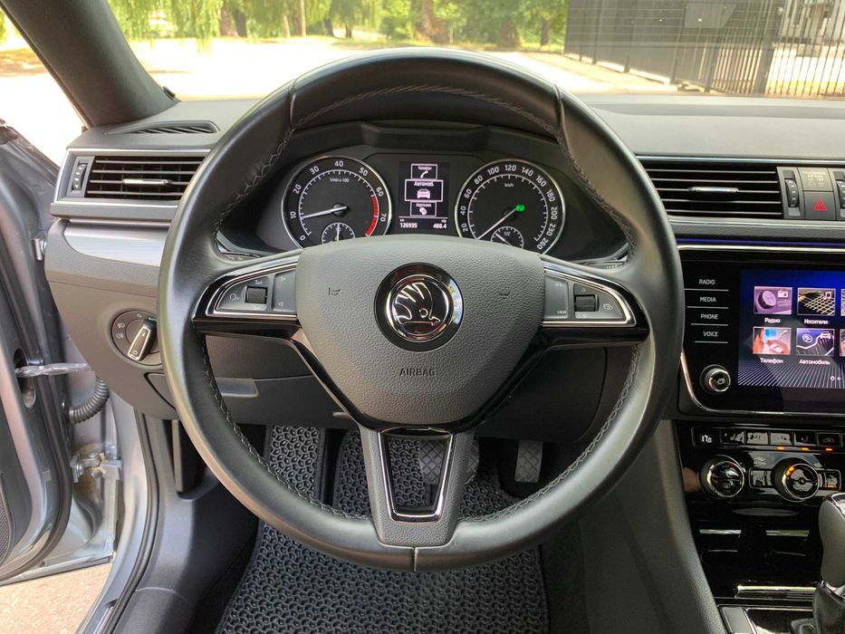 Skoda Superb 2019 VIN TMBAL8NP4KB300177 фото оголошення 16 з 24
