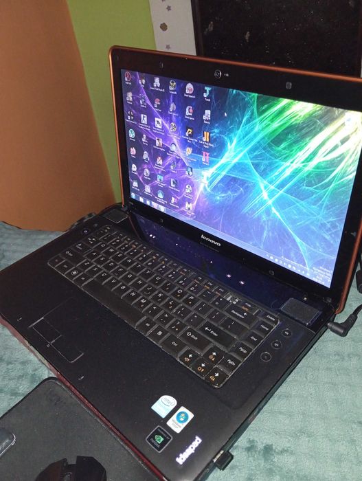 Lenovo y550 Retro