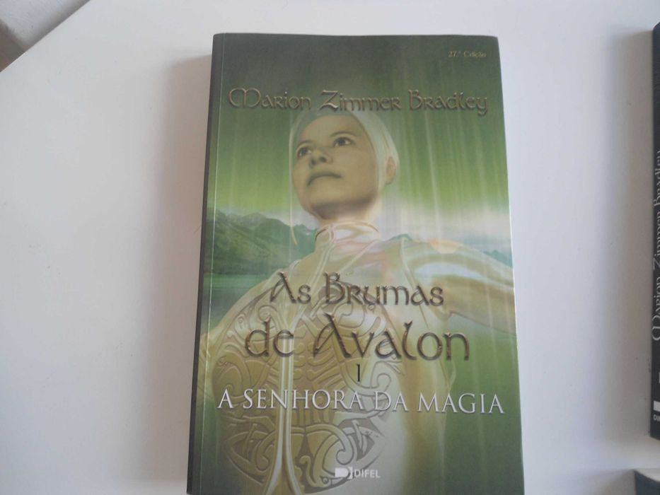 As Brumas de Avalon de Marion Zimmer Bradley (2007)