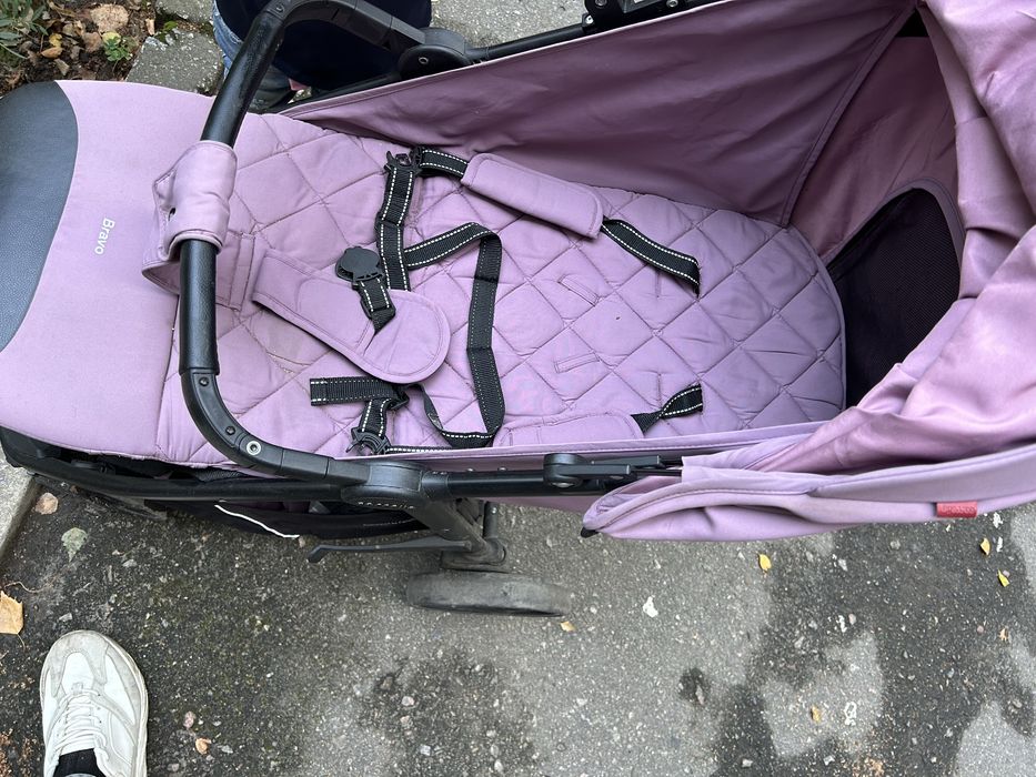Прогулянкова коляска Carrello