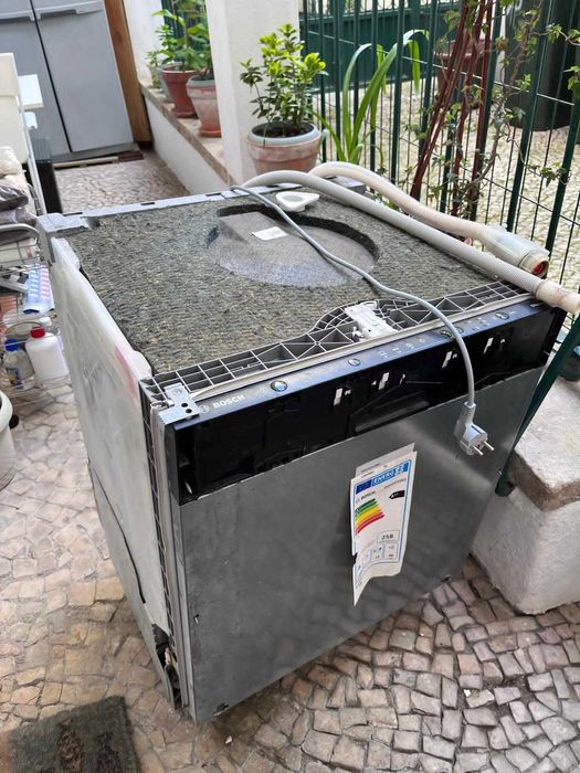 Máq Lavar/Secar LG + Maq Loiça Avariadas Para Peças