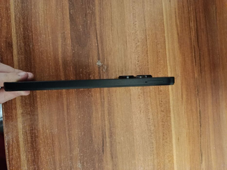 Редмі 13 в дуже чудовому стані