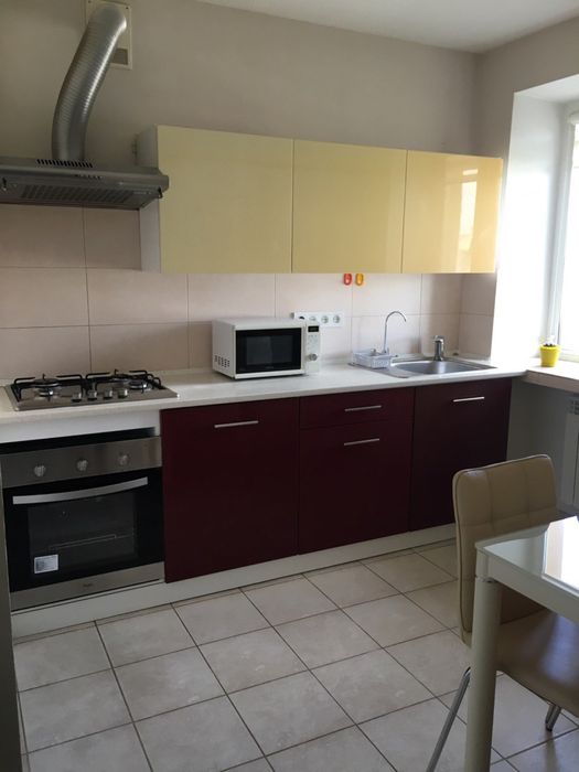 Продам 2-х кімнатну квартиру, проспект Науки, 39 ст м 23 серпня