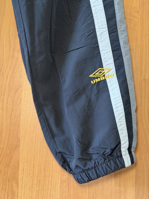 Оригінальні спортивні штани Supreme x Umbro розмір L