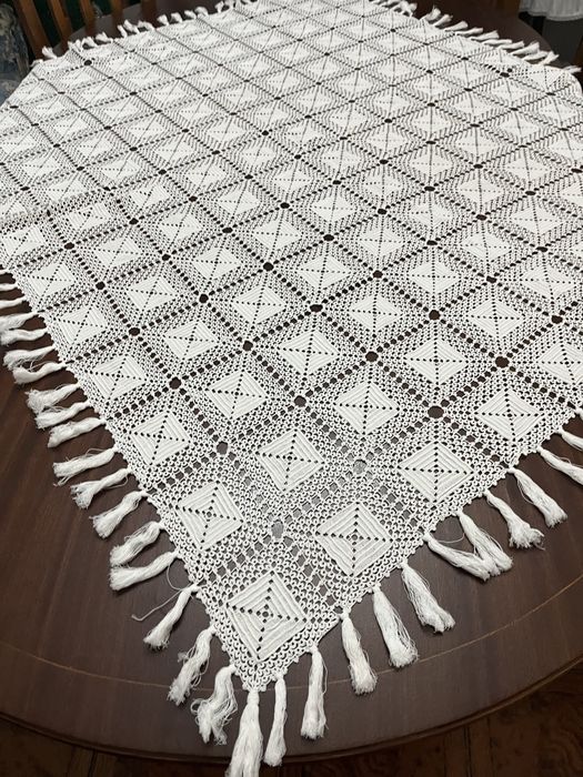 Toalha em renda fininha nova