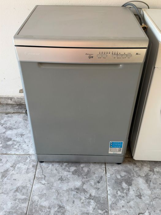 Vendo máquina de lavar loiça candy
